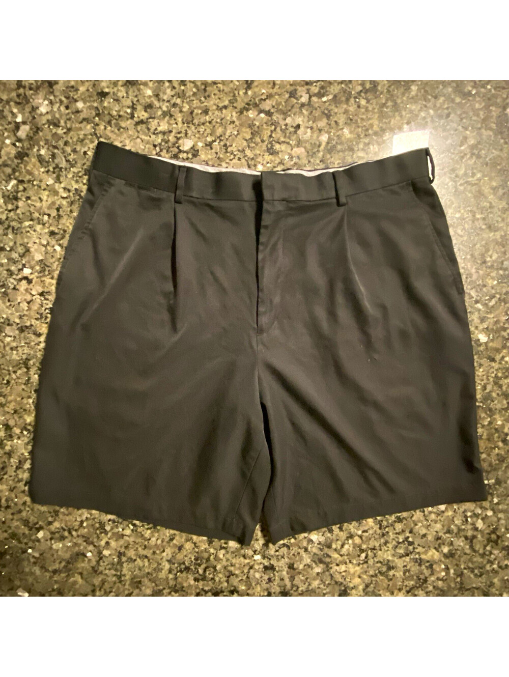 Walter Hagen Men's Black Golf Shorts W40 Regular Fit Flat Front Pockets